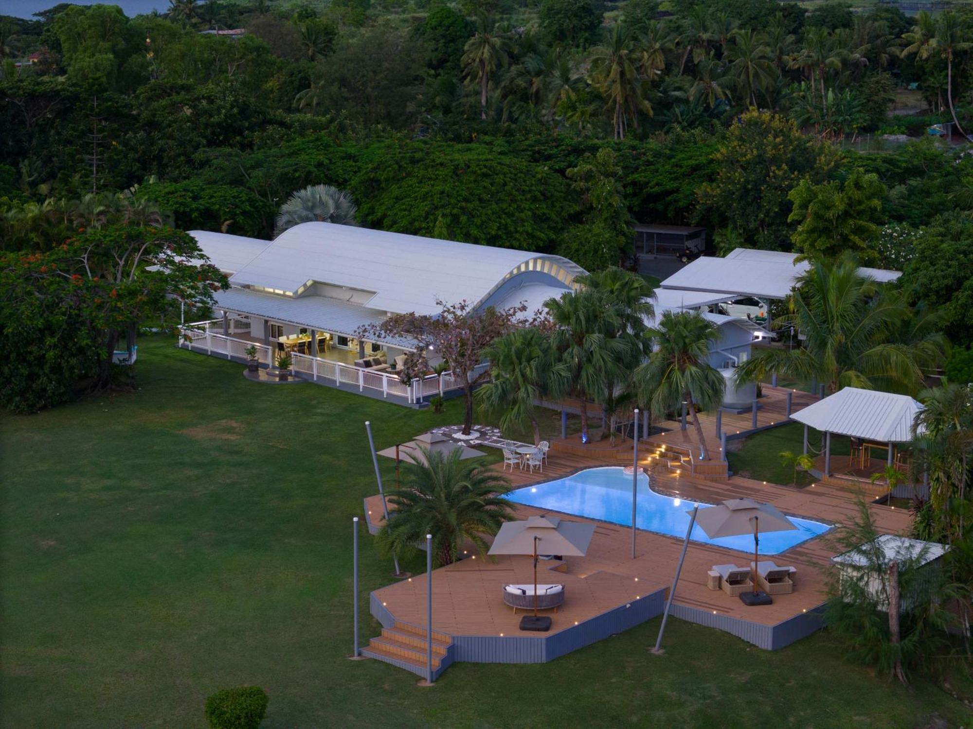 Paradis Sur Terre 6 Bedroom Dual Villas With Pools And Views Lauwaki Esterno foto