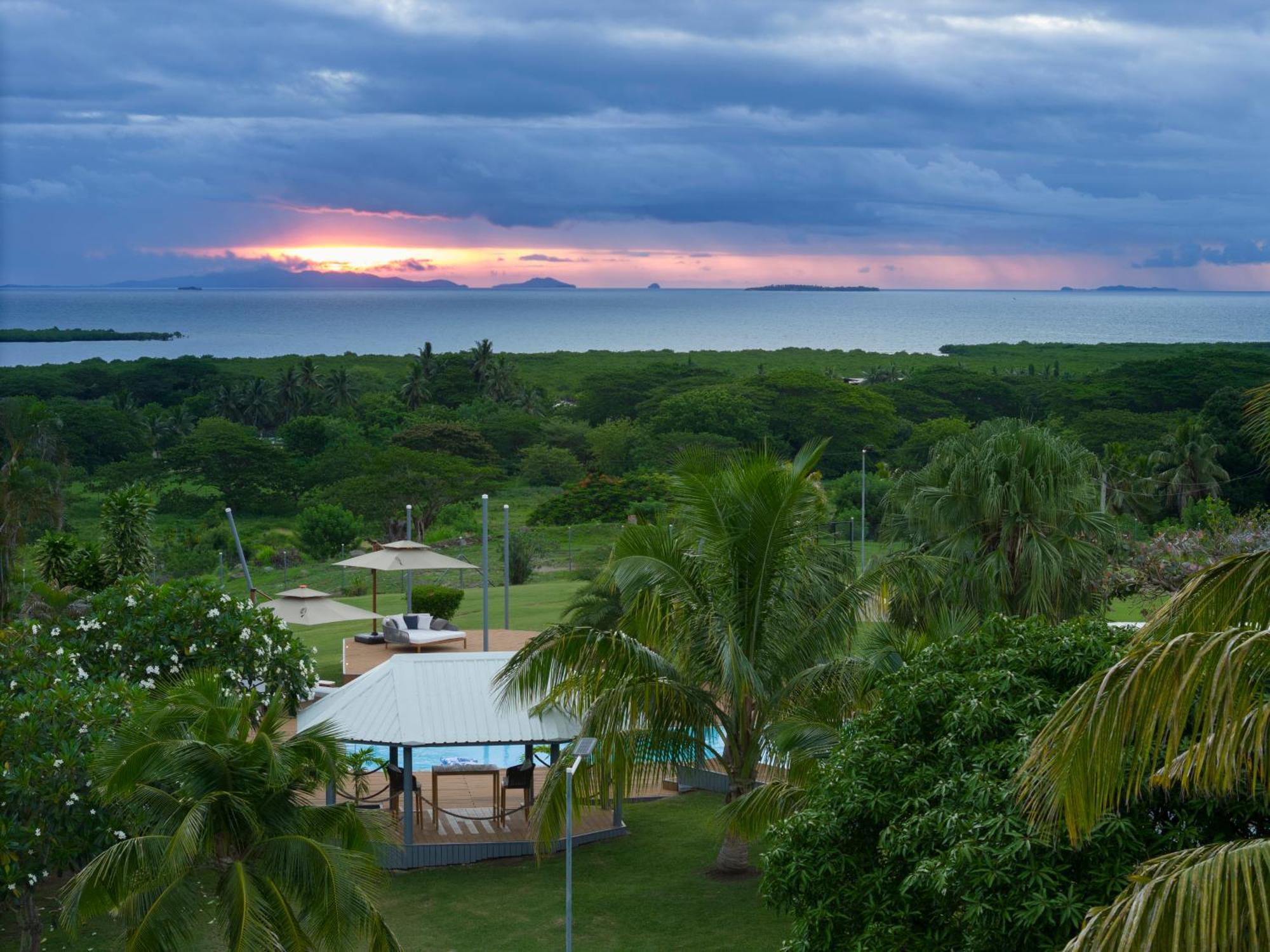 Paradis Sur Terre 6 Bedroom Dual Villas With Pools And Views Lauwaki Esterno foto